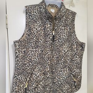 Crown&Ivy Leopard Print Quilted Vest